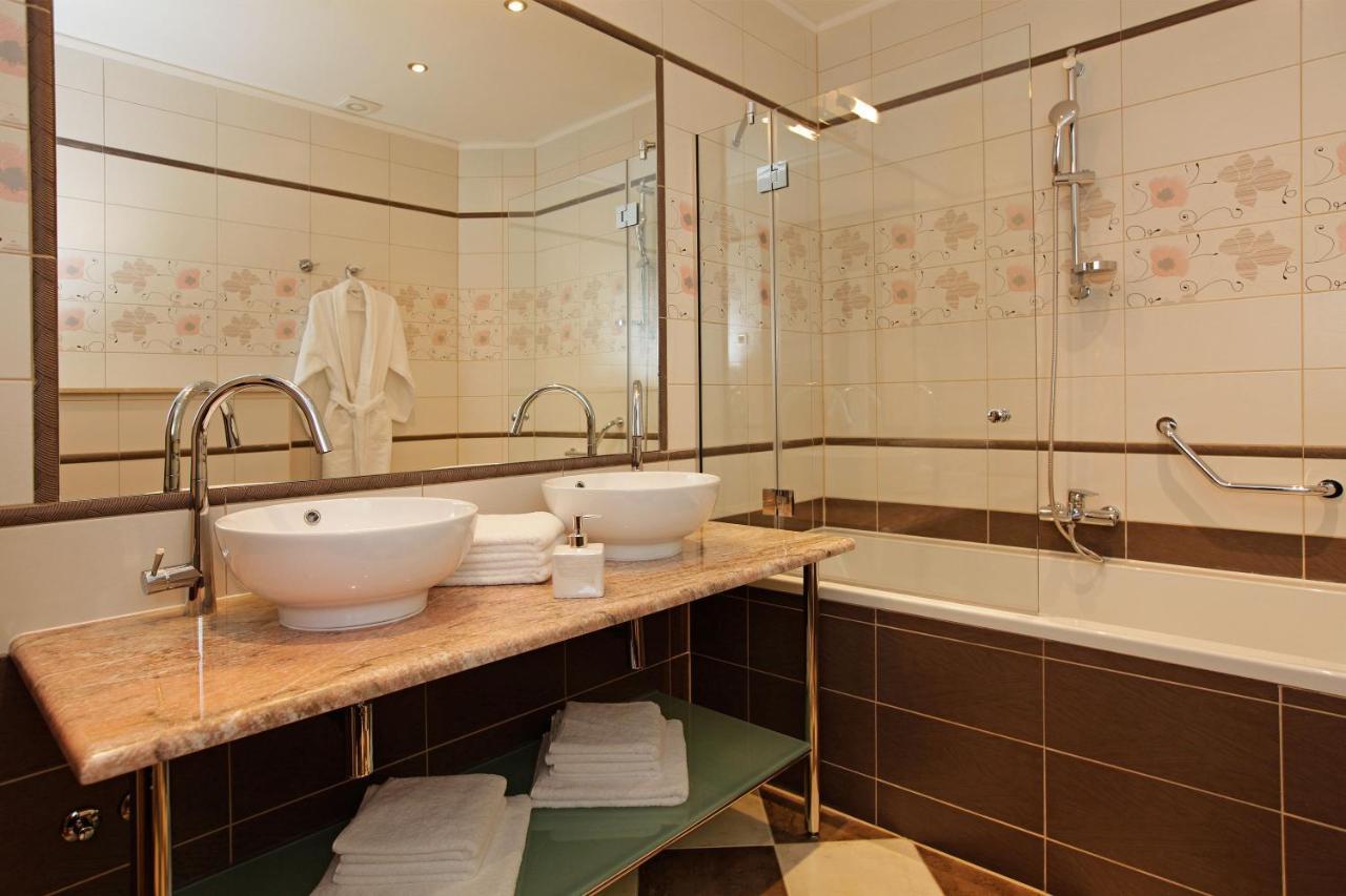 Villa Nera Bol Bagian luar foto